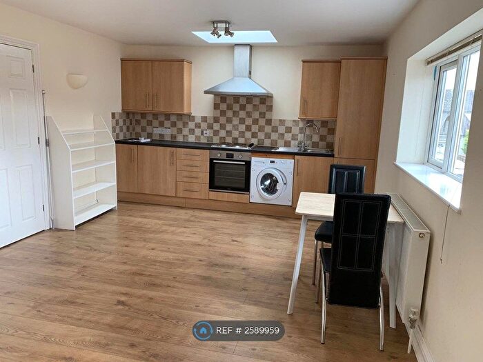 1 Bedroom Flat To Rent In Cumberland Road, Oxford, OX4