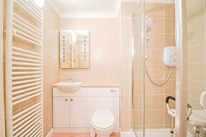 1 Bedroom Flat For Sale In Dingleway, Appleton, Warrington, WA4