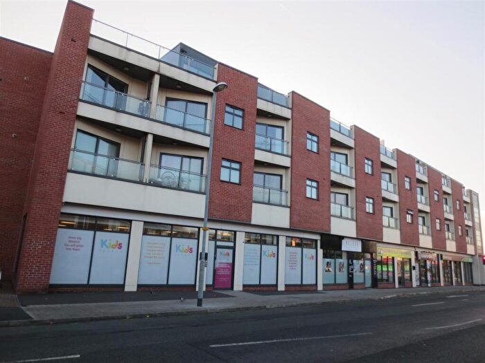 2 Bedroom Apartment To Rent In Southpoint, Lane End Road, Burnage, M19