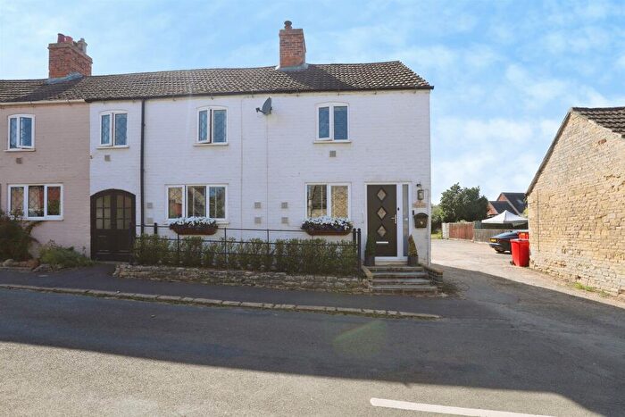 3 Bedroom Semi-Detached House For Sale In Church Street, South Witham, Grantham, NG33