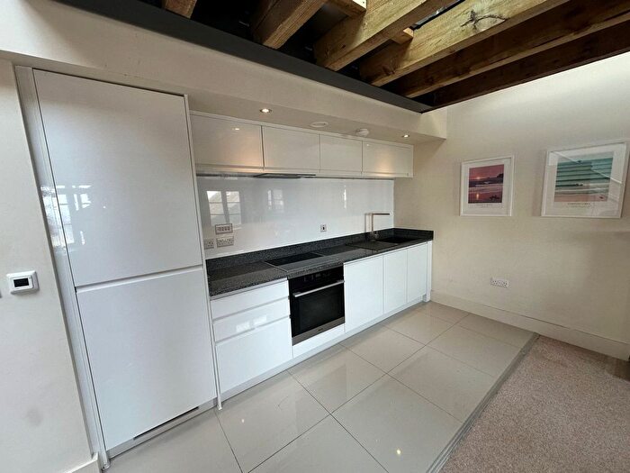 1 Bedroom Flat For Sale In The Harbour, Porthcawl, CF36