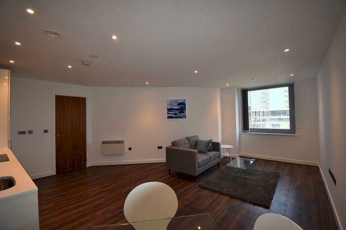 1 Bedroom Flat To Rent In Th Floor Churchill Place, Basingstoke, RG21