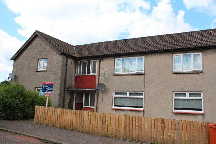 2 Bedroom Property To Rent In , Mossgiel Gardens, Kirkintilloch, Glasgow, G66