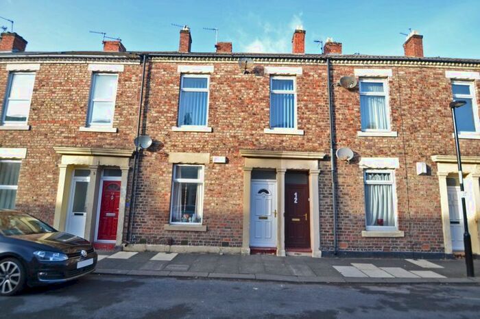 3 Bedroom Flat To Rent In Hopper Street, North Shields NE29