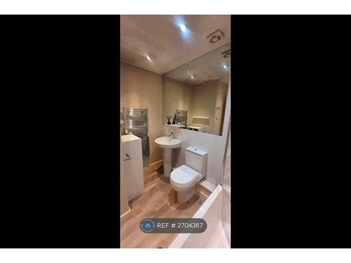 2 Bedroom Terraced House To Rent In Ferngill Close, Nottingham, NG2