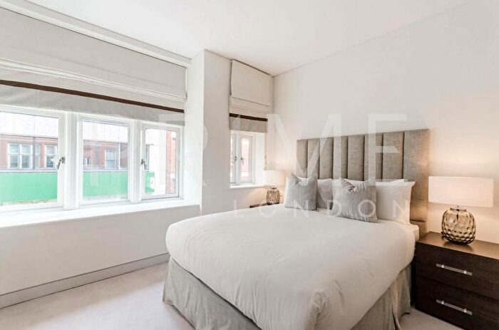 2 Bedroom Flat To Rent In Duke Street, Mayfair, London, W1K