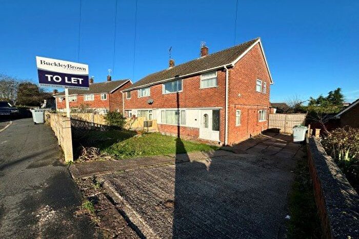 3 Bedroom Semi-Detached House To Rent In Preston Road, Mansfield, NG21