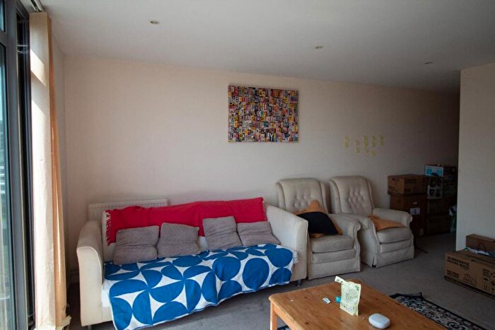 2 Bedroom Flat For Sale In Adams House, Cambridge, CB1