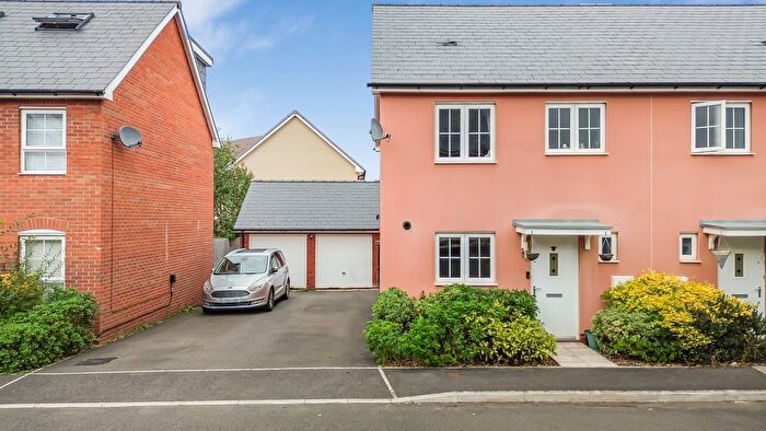 3 Bedroom Semi Detached House For Sale In Seldon Crescent, Exeter, EX1