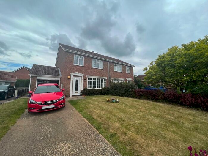 3 Bedroom House To Rent In Chichester Close, Grantham, NG31