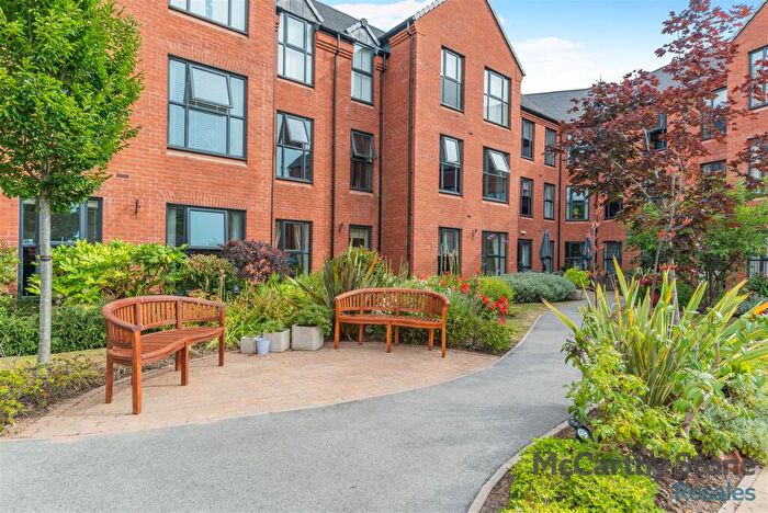 1 Bedroom Apartment For Sale In Milward Place, Clive Road, Redditch, Worcestershire, B97