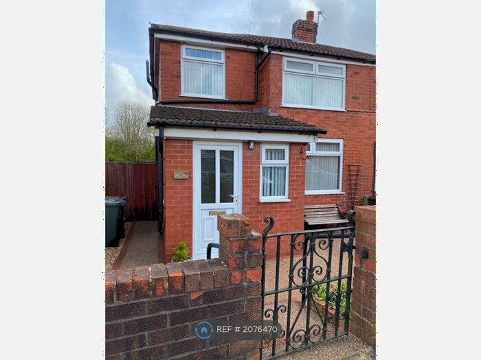 3 Bedroom Semi-Detached House To Rent In Longworth Avenue, Coppull, Chorley, PR7