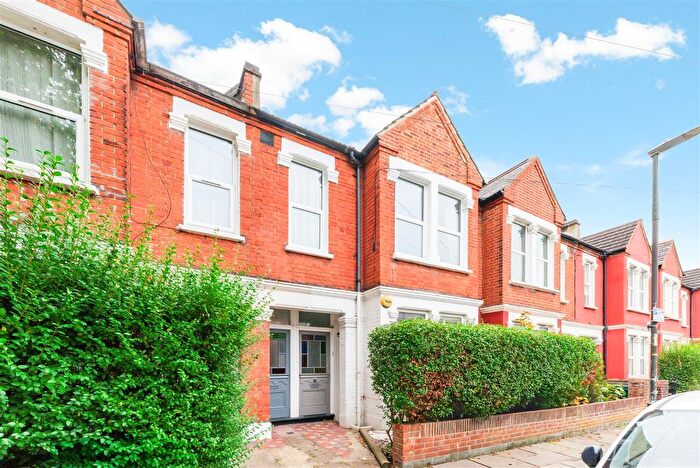 2 Bedroom Maisonette For Sale In Acre Road, Colliers Wood, SW19