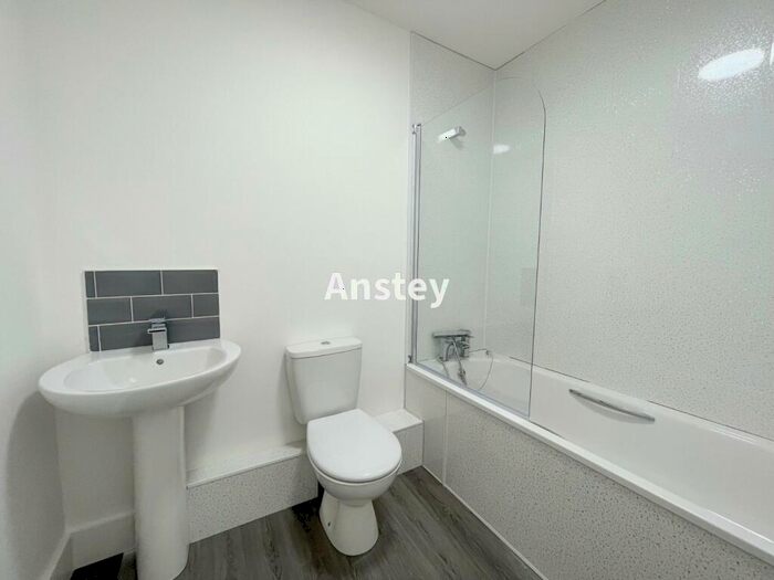 2 Bedroom Flat To Rent In Portswood Road, Southampton, SO17