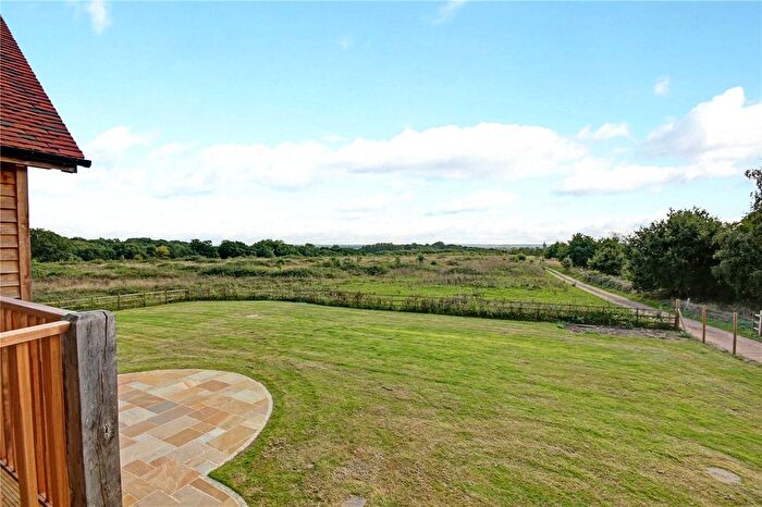 5 Bedroom Detached House To Rent In Snelsmore Common, Newbury, Berkshire, RG14