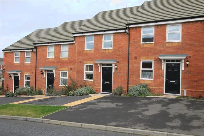 3 Bedroom Terraced House To Rent In Godric Road, Newport, PO30