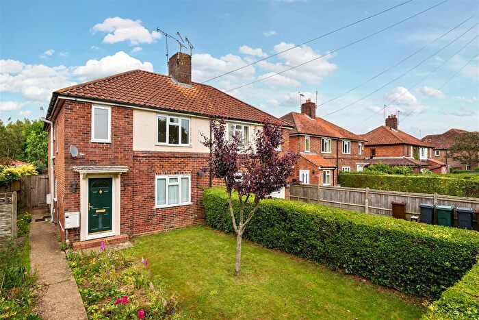 1 Bedroom Maisonette For Sale In Water Lane, Smarden, Ashford, TN27