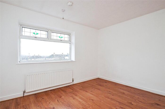 3 Bedroom Terraced House For Sale In Maypole, Clifton, Nottingham, NG11