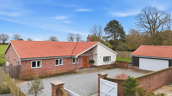 4 Bedroom Detached Bungalow For Sale In Station Road, Finningham, IP14