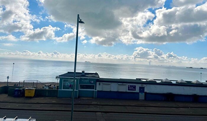 2 Bedroom Apartment To Rent In Eastern Esplanade, Southend-on-Sea, Essex, SS1