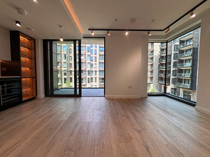 2 Bedroom Flat To Rent In Vermont House, Dingley Road, EC1V