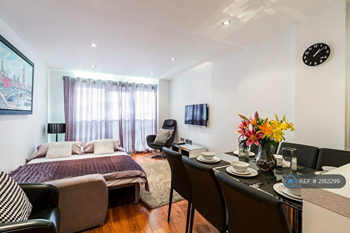 2 Bedroom Flat To Rent In Cheltenham House, London, E1