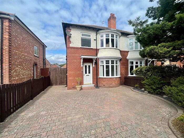 3 Bedroom Semi Detached House For Sale In Salutation Road, Darlington, DL3