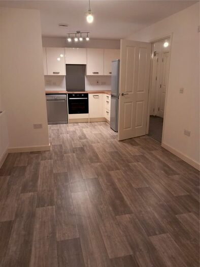 1 Bedroom Flat To Rent In Hemingfield Grove, Great Sankey, Warrington, Cheshire, WA5