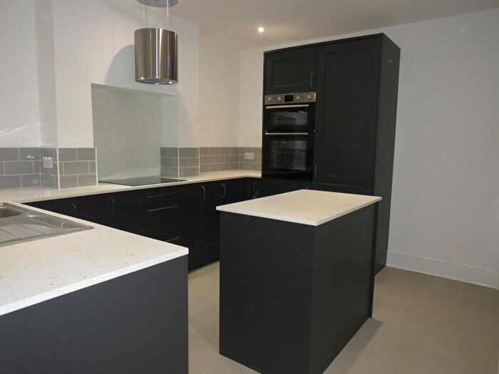 2 Bedroom House To Rent In Paradise Street, Warwick, CV34