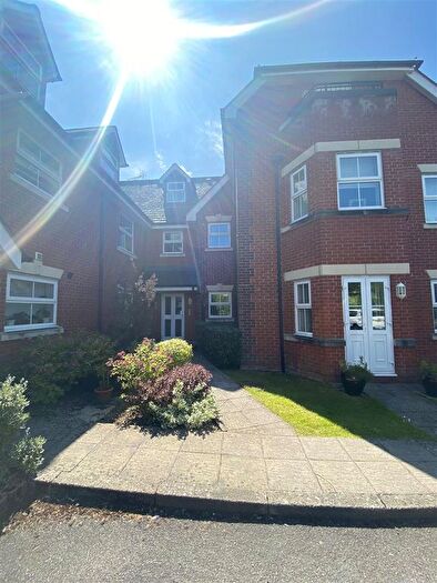 2 Bedroom Flat To Rent In Junction Road, Andover, SP10