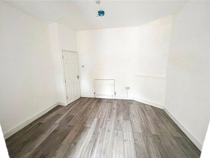 1 Bedroom House To Rent In Priory Crescent, Southend-on-Sea, SS2