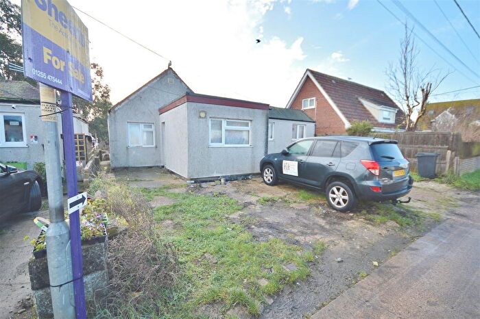 1 Bedroom Detached Bungalow For Sale In Gorse Way, Jaywick, Essex, CO15