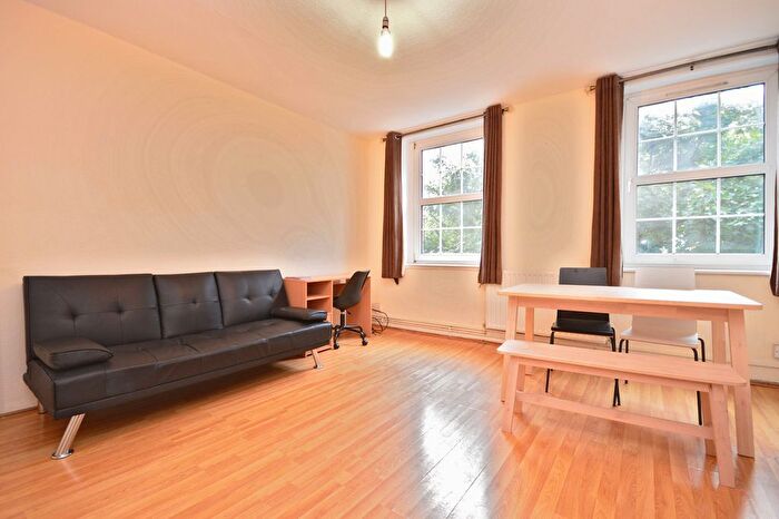 3 Bedroom Flat To Rent In Electric House, Bow Road, E3