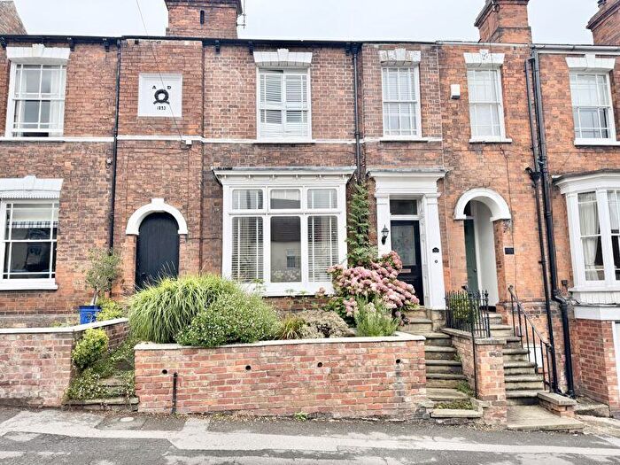 3 Bedroom Terraced House For Sale In Broadbank, Louth, LN11