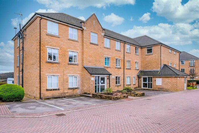 2 Bedroom Apartment To Rent In Moorlands Edge, Huddersfield, HD3