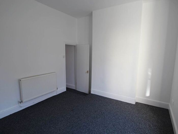 1 Bedroom Flat To Rent In Kingsmill Terrace, Newport, NP20