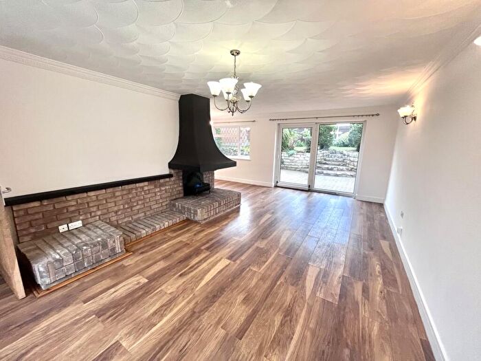 3 Bedroom Detached House To Rent In Glebe Avenue, Warsop, NG20