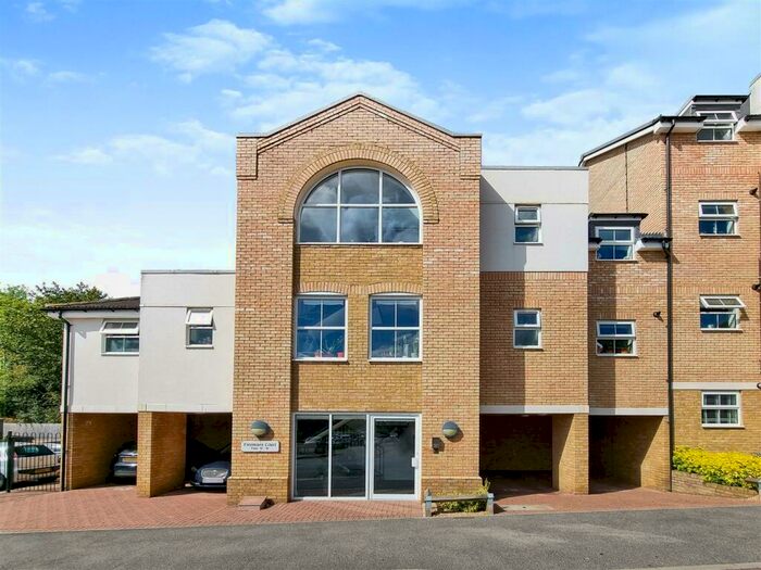 2 Bedroom Apartment To Rent In Freemans Court, Station Road, Rushden, NN10