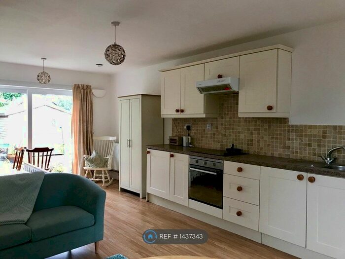 Studio To Rent In Westdale Lane, Nottingham, NG3