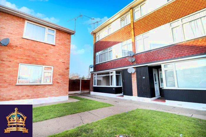 1 Bedroom Flat To Rent In High Street, Canvey Island, SS8