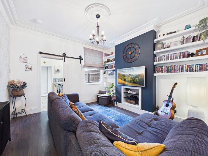 4 Bedroom Terraced House For Sale In Old Chester Road, Little Chester, DE1