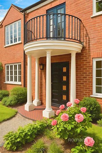 5 Bedroom Detached House To Rent In London Road, Sunningdale, Ascot, SL5