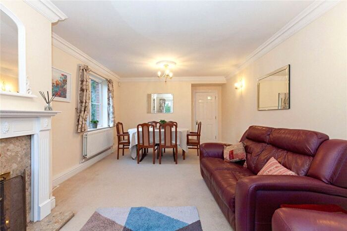 2 Bedroom Flat To Rent In Hernes Road, Summertown, OX2