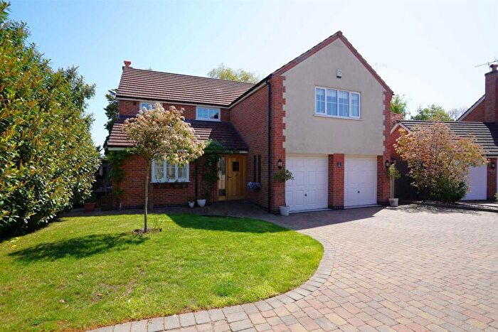 4 Bedroom Detached House For Sale In Spa Gardens, Hinckley, LE10