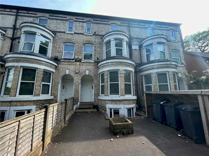 1 Bedroom Apartment To Rent In Eccles Old Road, Salford, Greater Manchester, M6