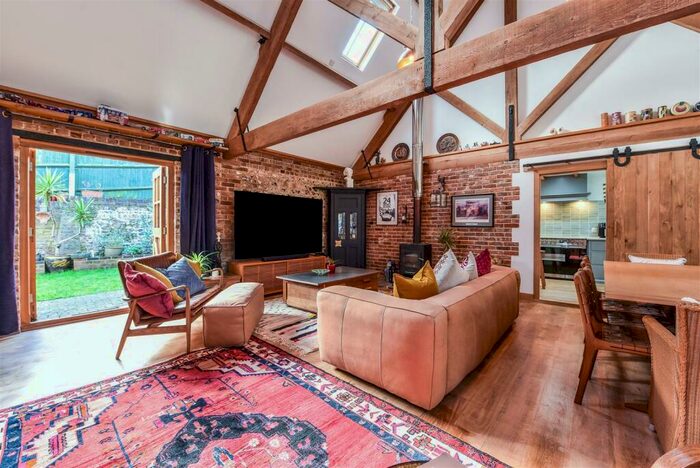 3 Bedroom Barn Conversion For Sale In Houghton, Arundel, BN18
