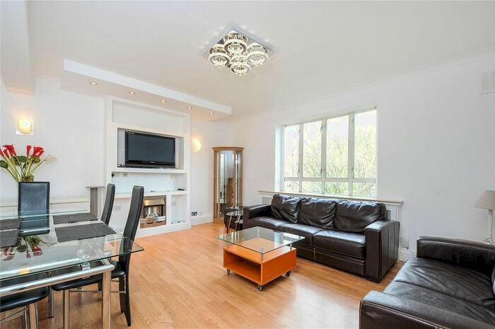 2 Bedroom Flat To Rent In Cromwell Road, Earls Court, SW5