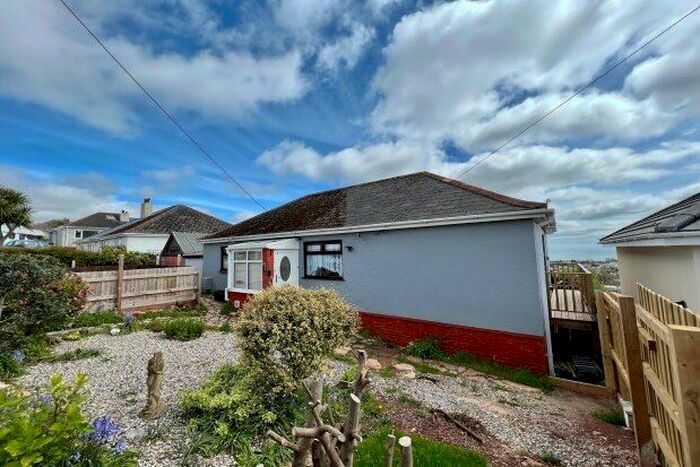 2 Bedroom Detached House To Rent In Barton Avenue, Paignton, TQ3