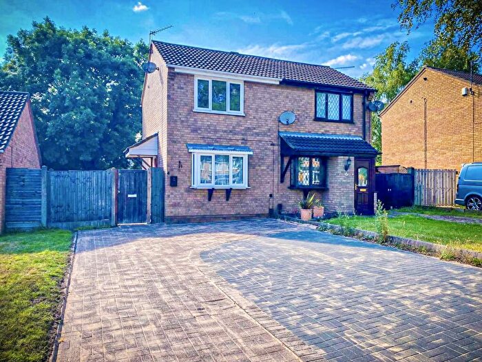 2 Bedroom Semi-Detached House To Rent In Brough Close, Lincoln, LN6