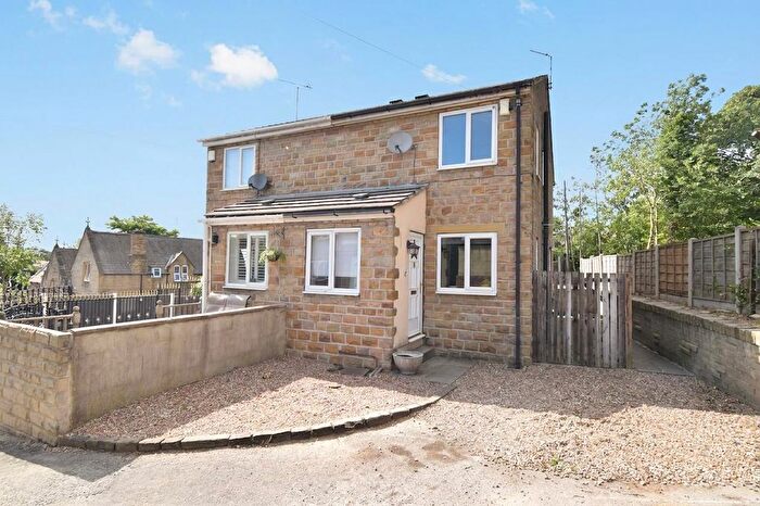 2 Bedroom Semi-Detached House To Rent In Saville Mews, Lees House Road, Dewsbury, WF12